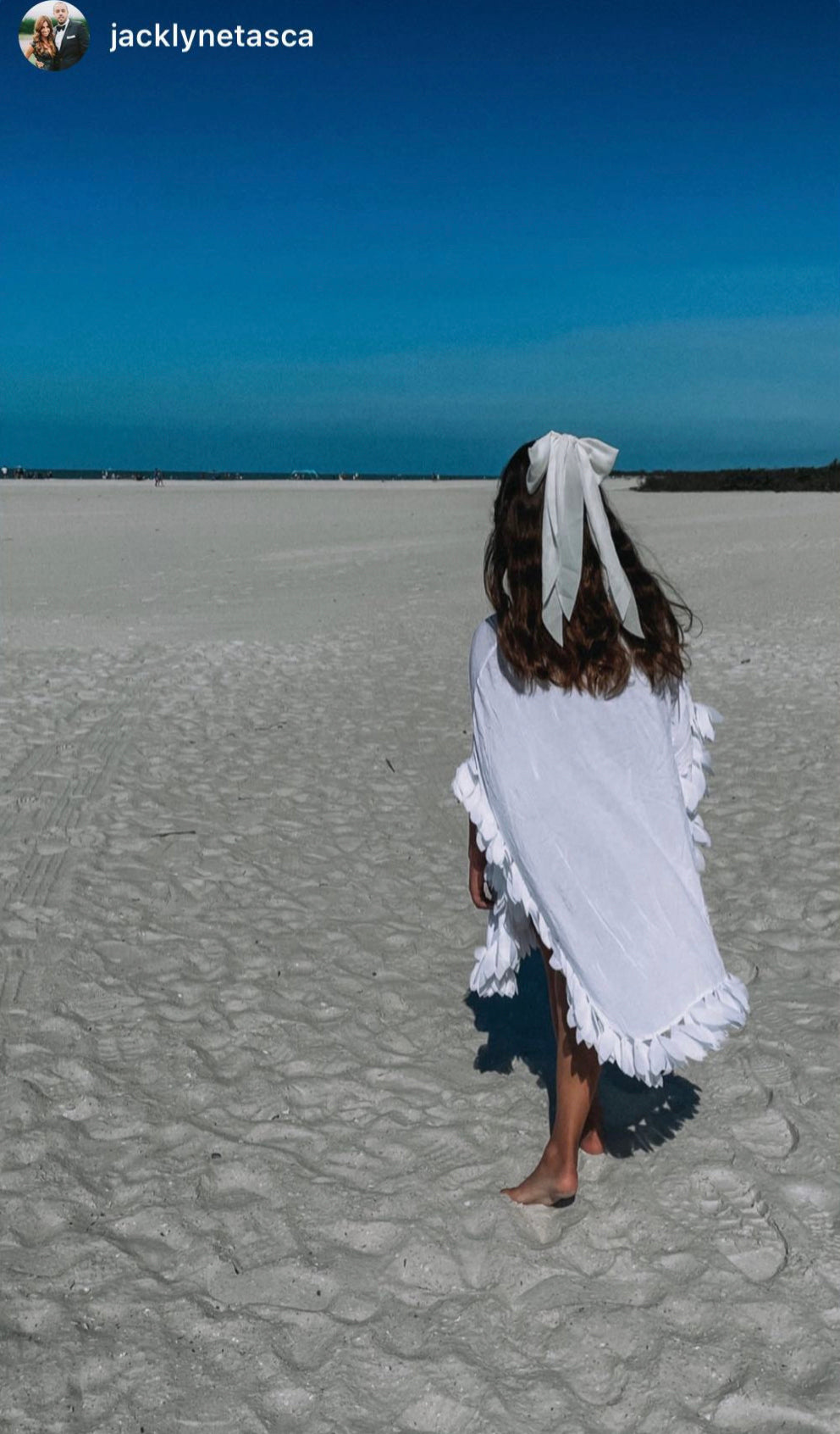 White Poncho White Petals