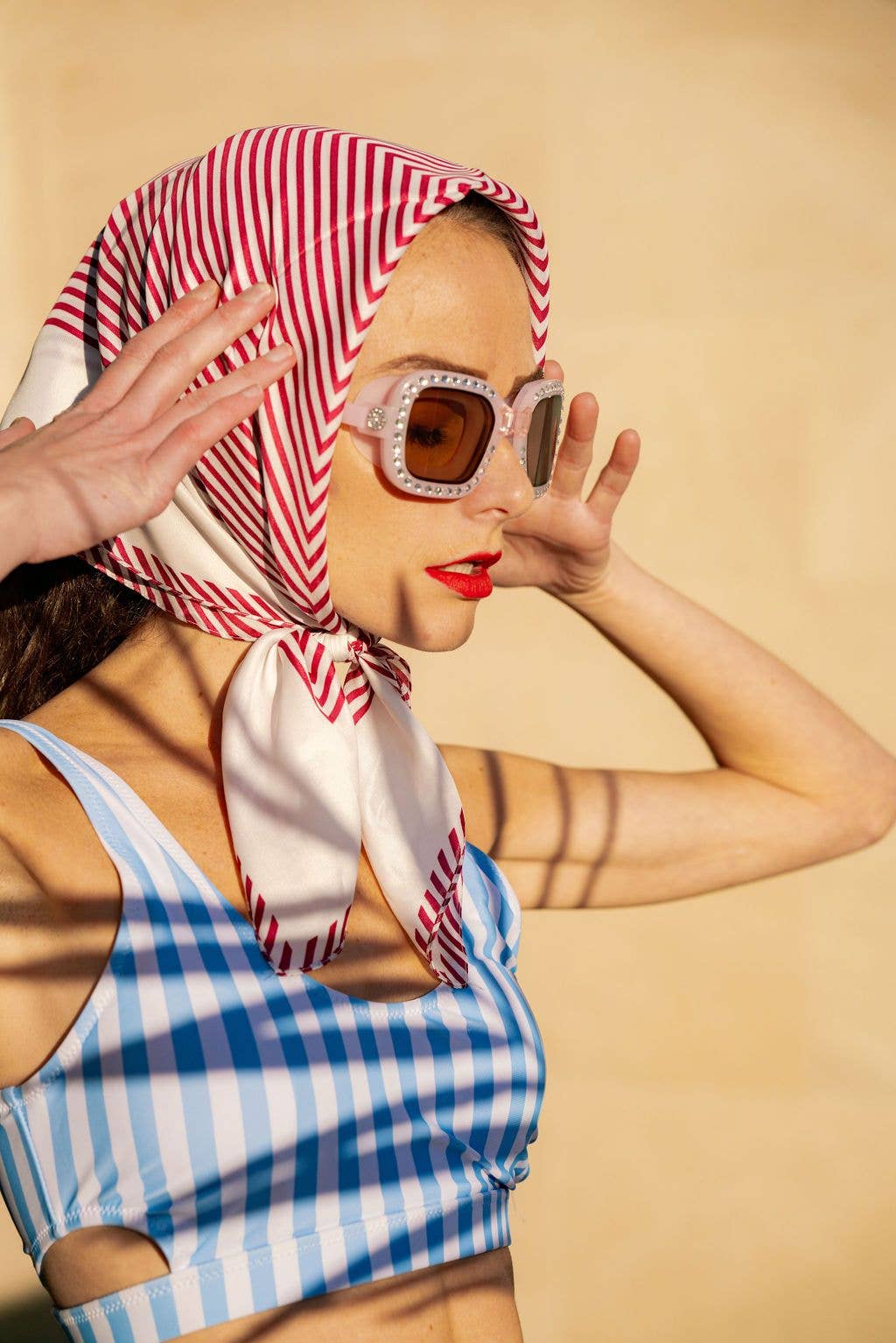 women vibrancy pink swimming goggles for girls